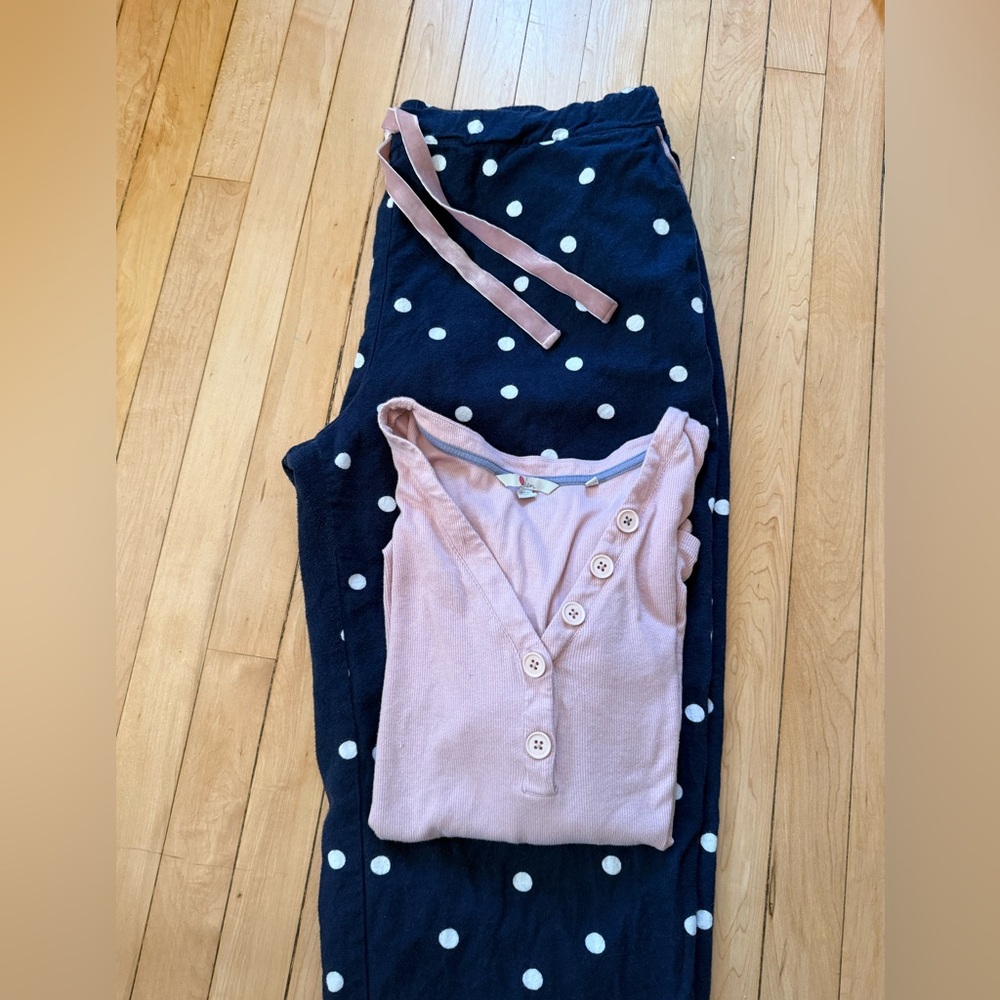 BODEN Women’s Flannel PJs Navy & white Polka dot with pink top size US18 EUC